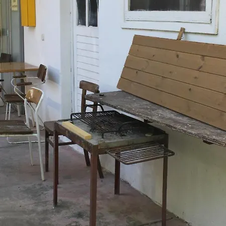 Konukevi Triple 6748a